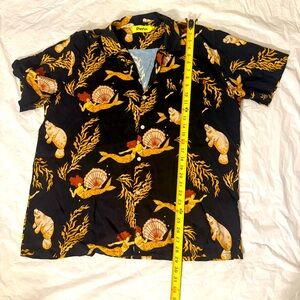 Duvin Black and Gold Hawaiian Shirt